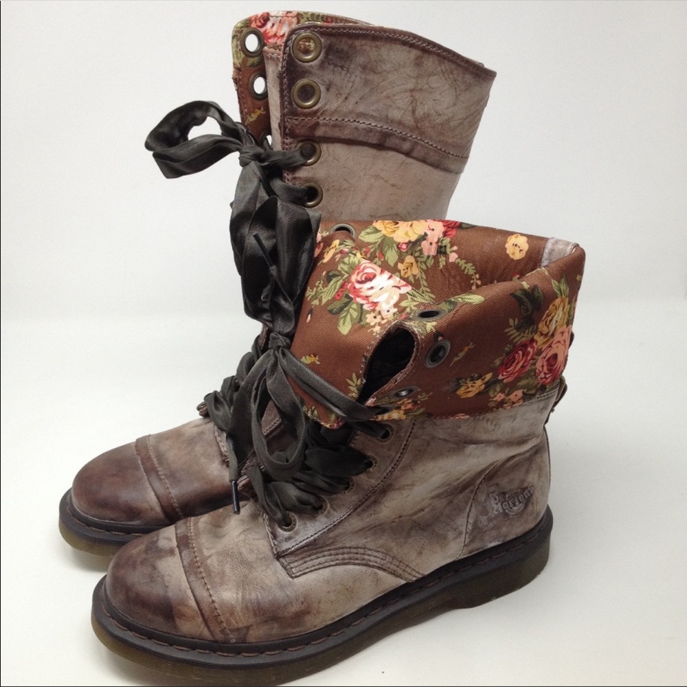 **SOLD** DR. Marten triumph 1914